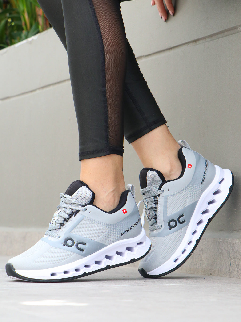 ONCLOUD SURFER NEXT ON5 | Unisex